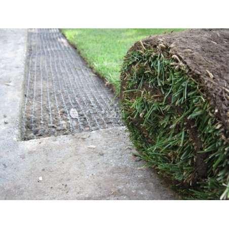 Vakondháló 15 x 15 mm  2 x 200 m/tekercs 40g/m2 ( akár 140 Ft/m2 )