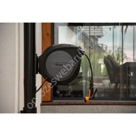 Black Line automata tömlőtartó 20m 1/2" tömlővel tartozékokkal