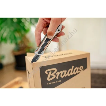 Alu tapétavágó kés 18mm (DIY-KN1810)